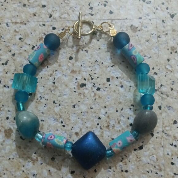 Customize charm bracelet   - Picture 6 of 10